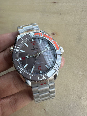 Omeg.a automatic