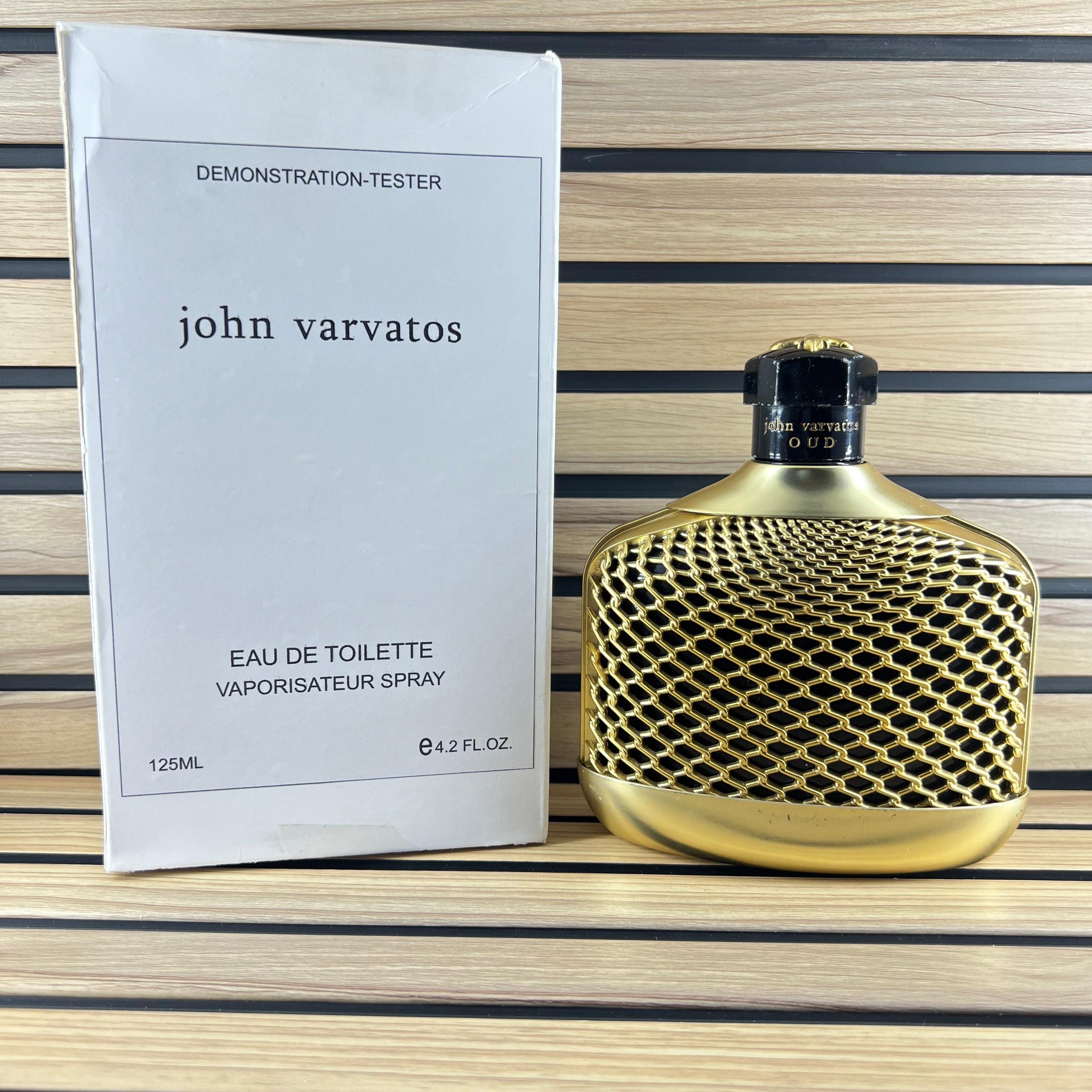 Joh.n Varv.atos perfume