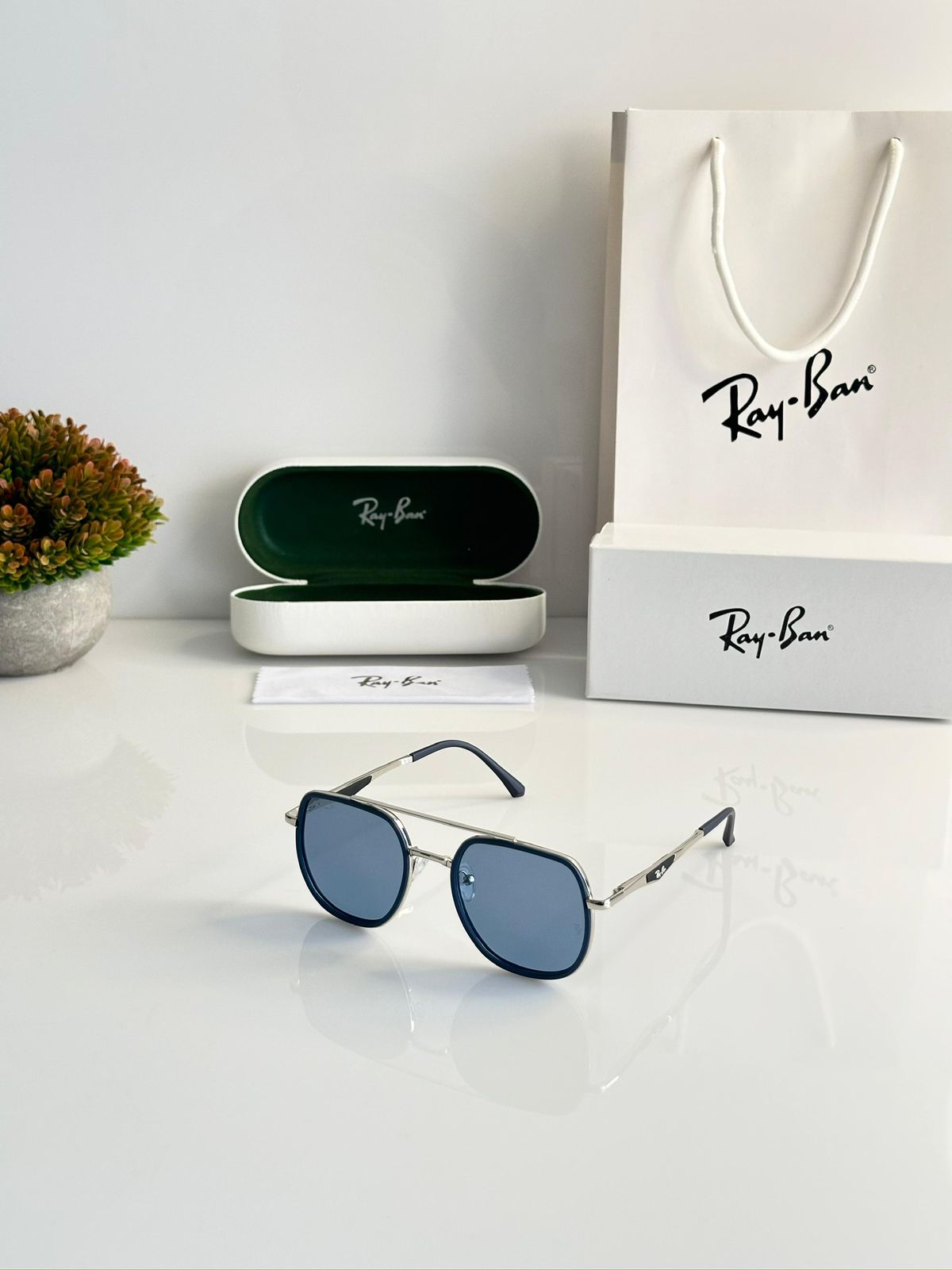 Ra.y ban sunglasses